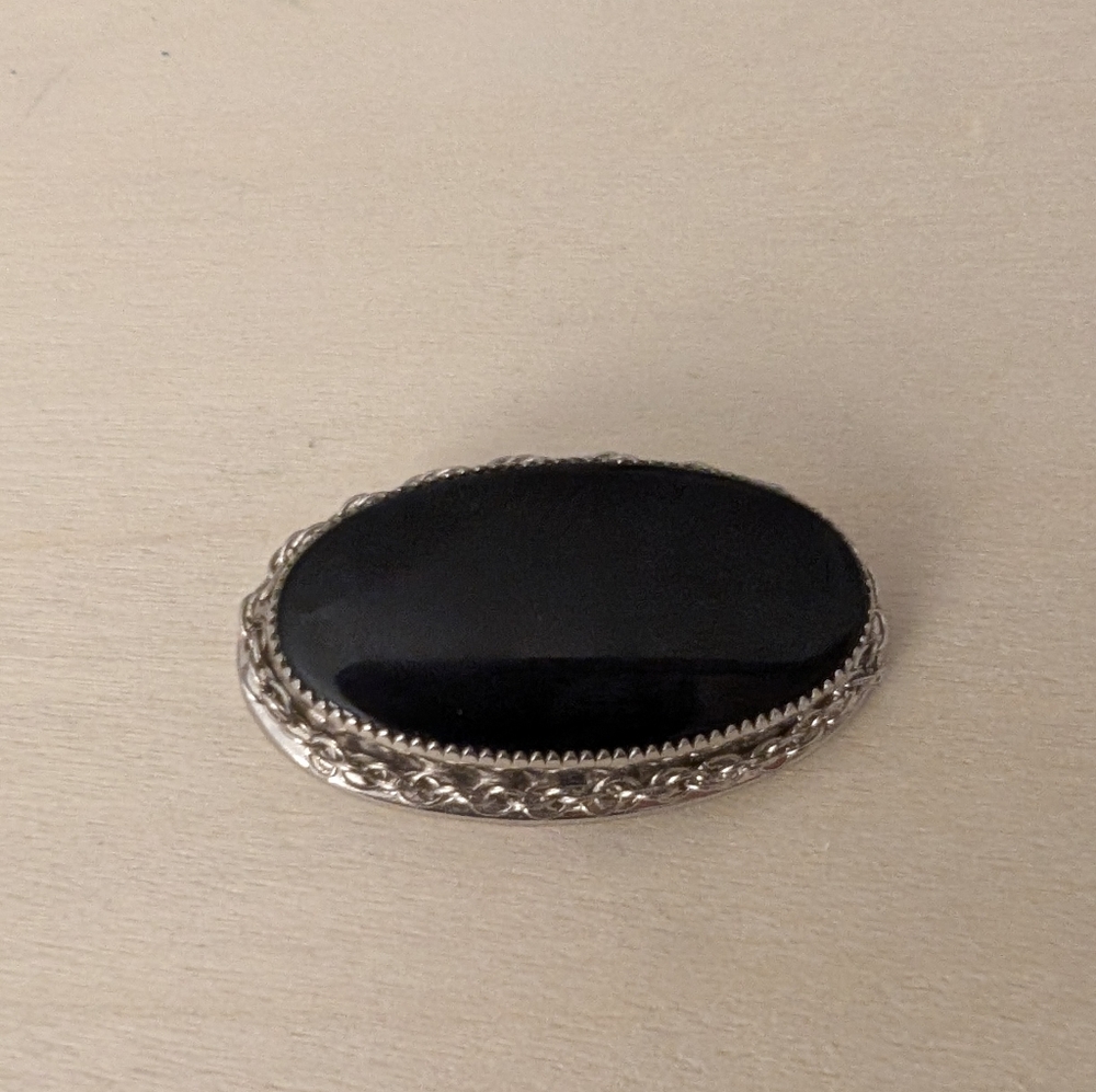 VINTAGE Catamore Onyx Oval Brooch Stone Black White Gold Fill 20-12 KT